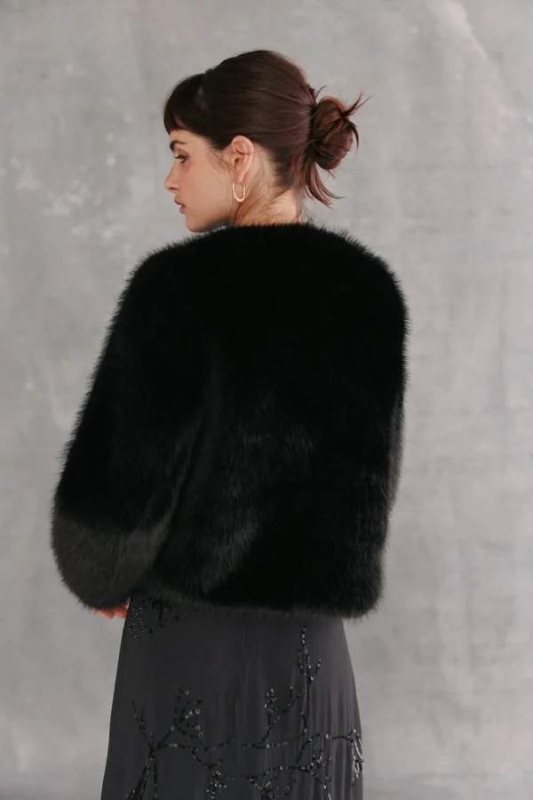 Discount Anna. Chaqueta corta de pelo sintético Mujer Abrigos Y Chaquetas