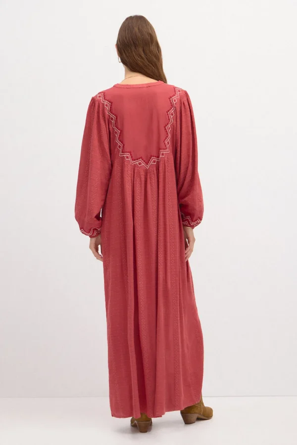 New Carola. Vestido bordado. Mujer Vestidos Y Monos
