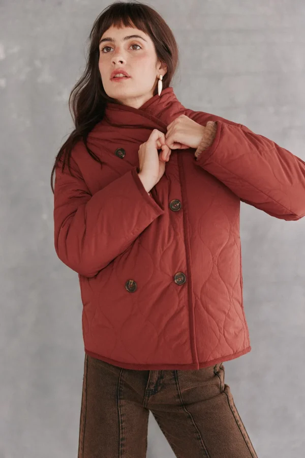 Sale Diana. Chaqueta acolchada con botones Mujer Abrigos Y Chaquetas