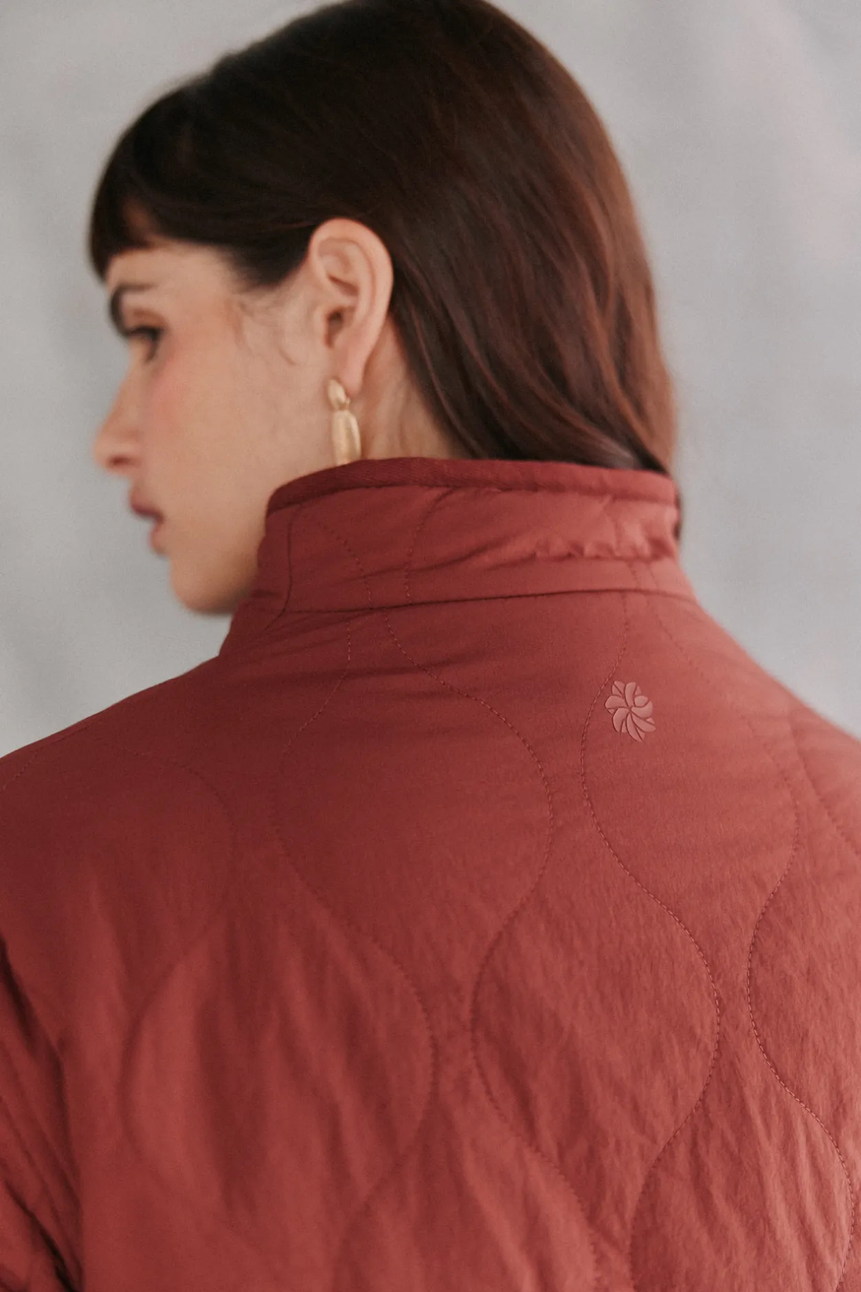 diana_chaqueta_acolchada__3-1.webp Sale Diana. Chaqueta acolchada con botones Mujer Abrigos Y Chaquetas
