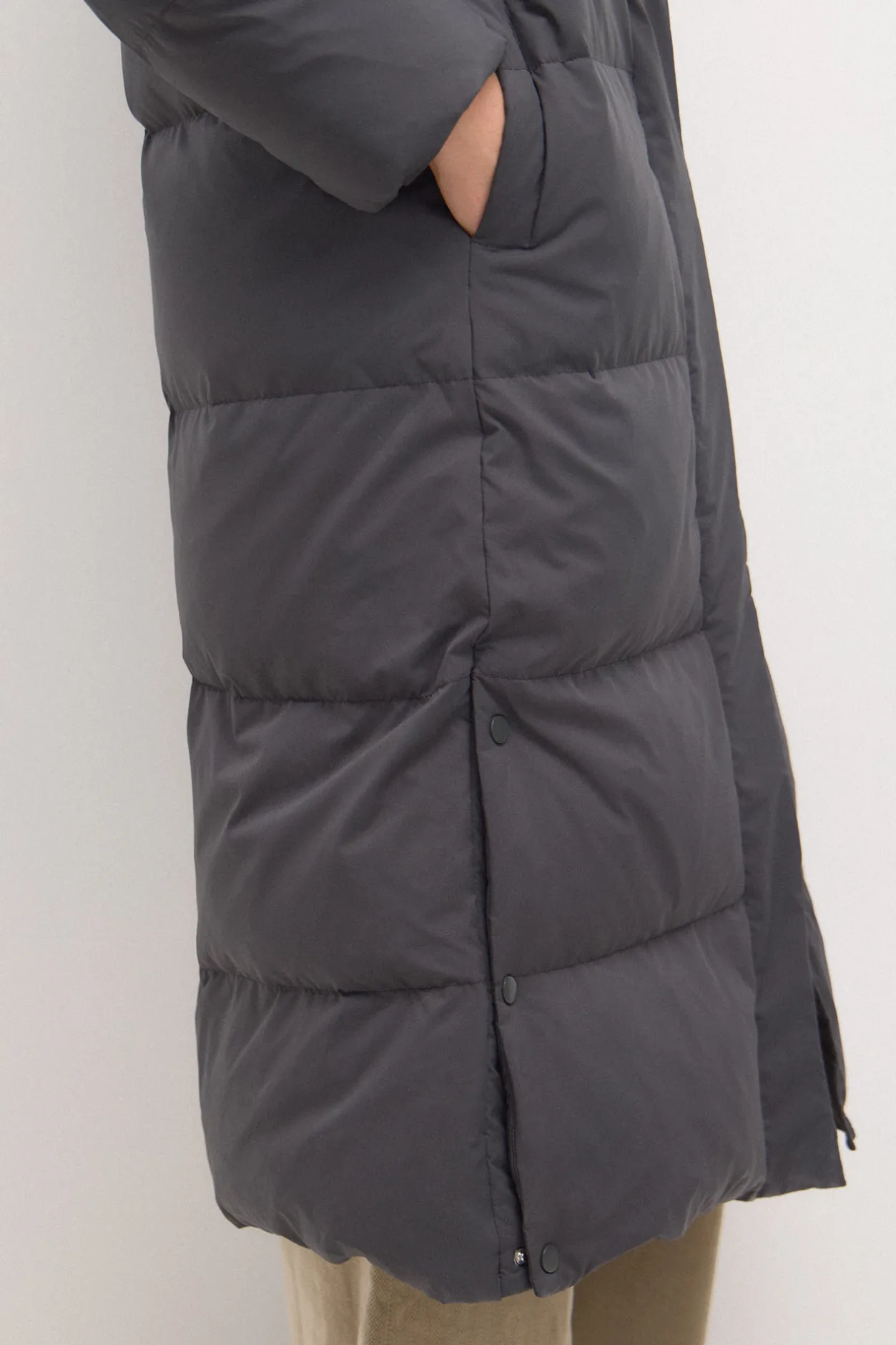 donna_anorak_largo_acolch_2.webp Sale Donna. Anorak largo acolchado Mujer Abrigos Y Chaquetas