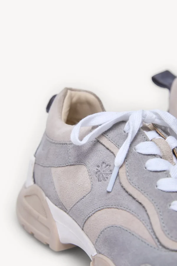 Cheap Oihana. Zapatillas deportivas de piel Mujer Zapatos