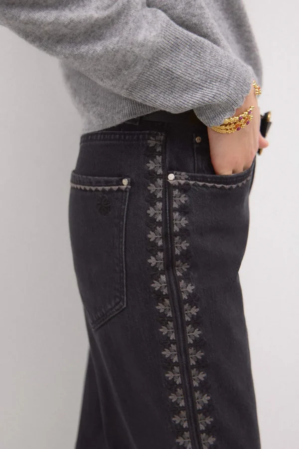 Clearance Olena. Jeans mom con bordados Mujer Jeans | Pantalones