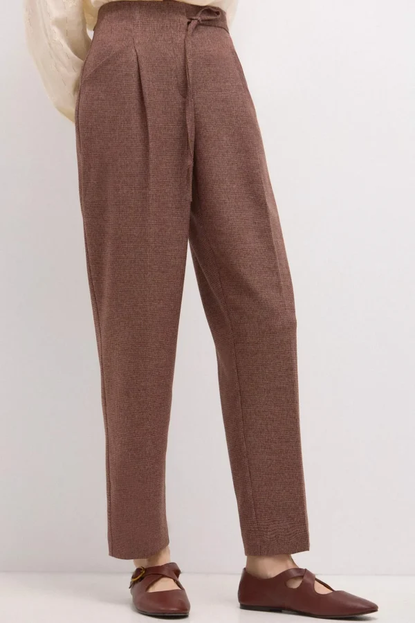 New Piedad. Pantalón de cuadros con lazada Mujer Pantalones