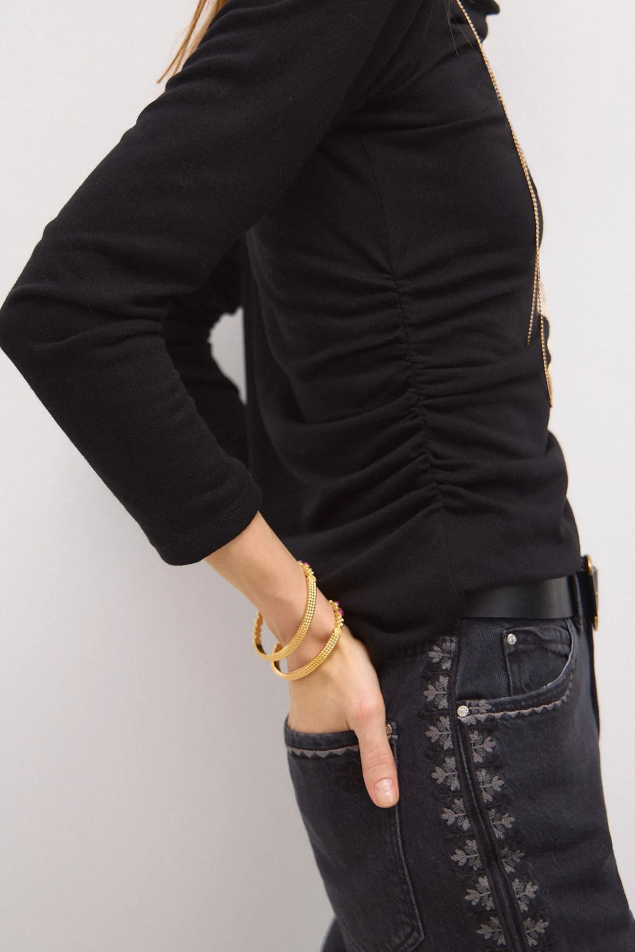 shirin_camiseta_asimtrica_1.webp New Shirin. Camiseta asimétrica Mujer Camisetas Y Tops