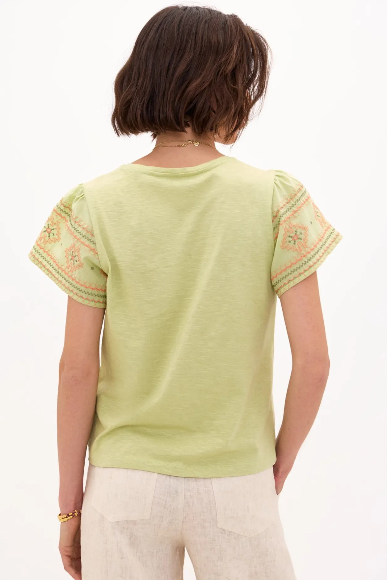 taylor_camiseta_de_algodn_3-1.webp New Taylor. Camiseta de algodón con bordados Mujer Camisetas Y Tops