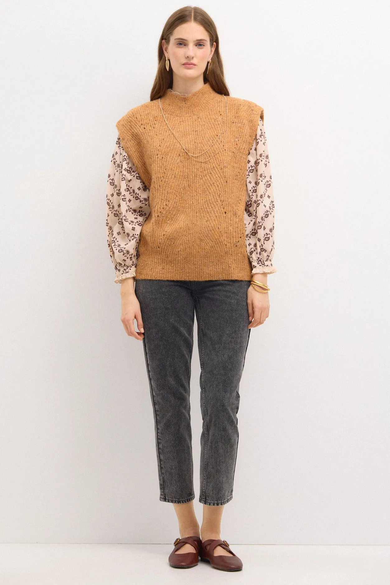 tayra_chaleco_oversize_1.webp Clearance Tayra. Chaleco oversize Mujer Chalecos | Jerséis Y Cárdigans