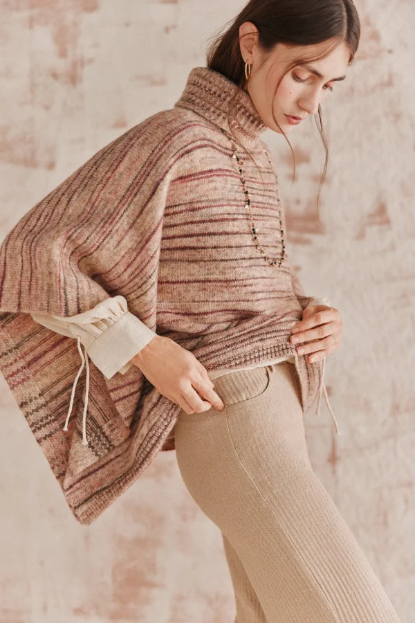 Shop Teocleta. Poncho de punto Mujer Abrigos Y Chaquetas | Jerséis Y Cárdigans